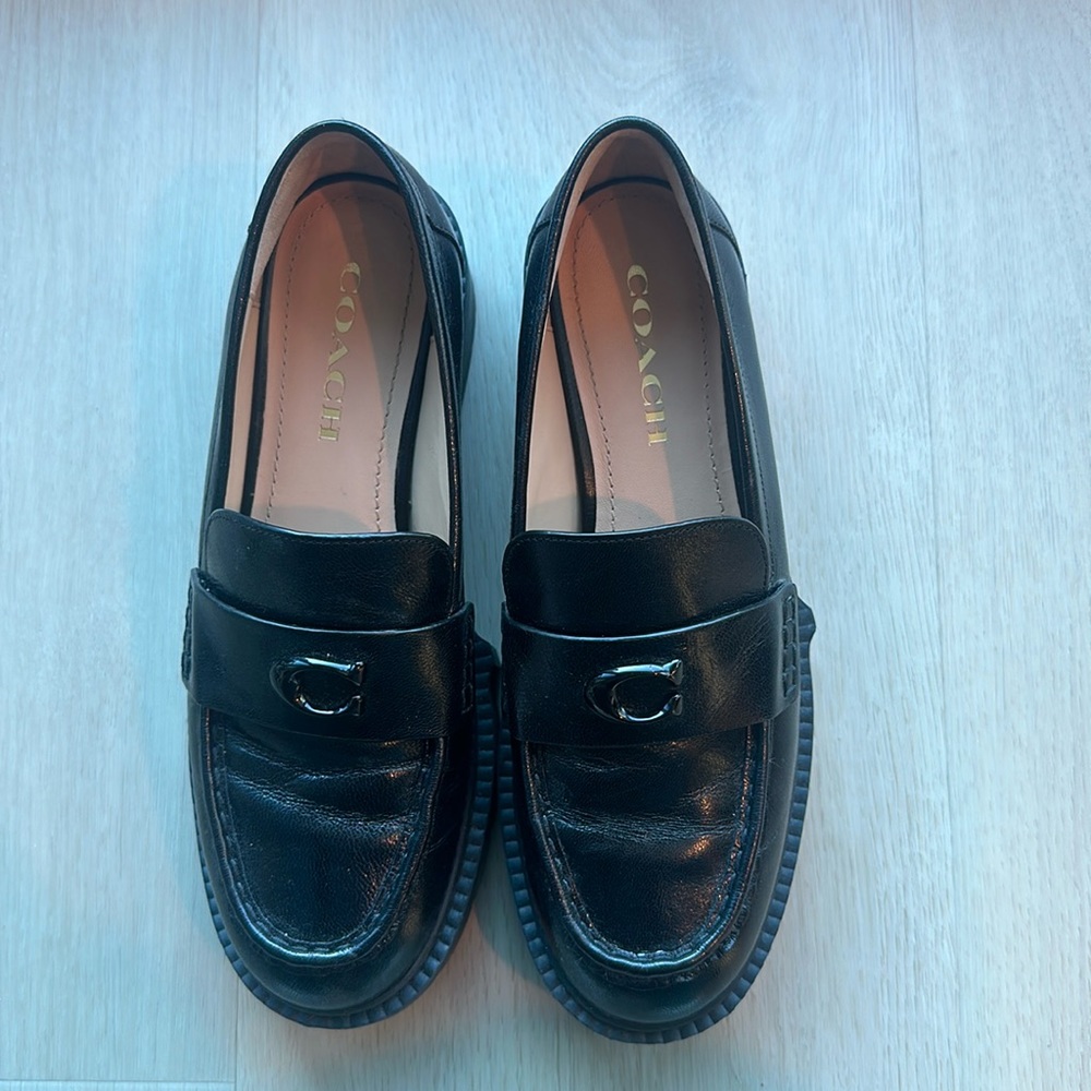 Coach loafers. Worn once CB990